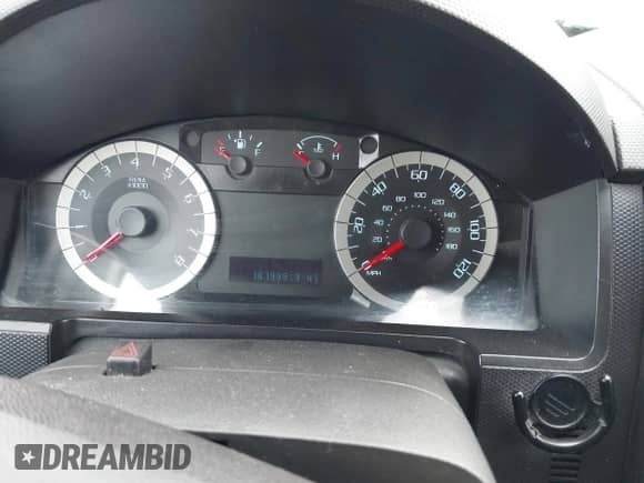 2011 Ford Escape XLT с VIN 1FMCU9D76BKC24437, выставлен на аукционе IAAI как лот 41882416 с пробегом 187 988 миль миль и . История ставок и продаж доступна на DreamBid. Изображение 7.