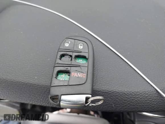 2017 Jeep Grand Cherokee Laredo z VIN 1C4RJFAG2HC901982, wystawiony jako IAAI lot #42605154 z przebiegiem 151 646 mil mil oraz . Historia ofert i sprzedaży dostępna na DreamBid. Obrazek 11.