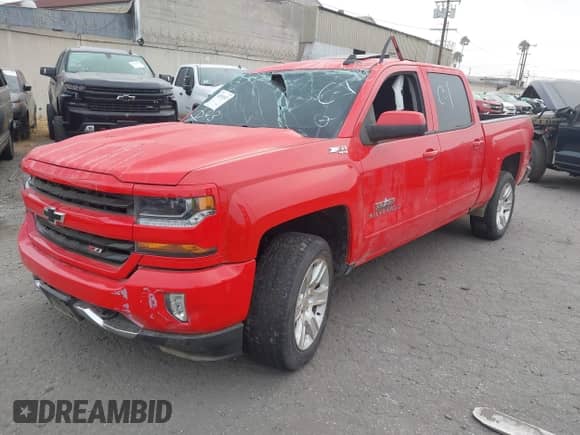 2018 Chevrolet Silverado 1500 LT с VIN 3GCUKRECXJG494772, выставлен на аукционе IAAI как лот 42830521 с пробегом Не указан миль и . История ставок и продаж доступна на DreamBid. Изображение 2.