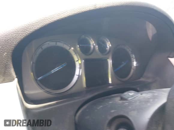 2009 Cadillac Escalade with VIN 1GYFK23239R203481, listed as a IAAI auction lot 42627888 with Not provided miles and . Bid and sale history available at DreamBid. Image 7.