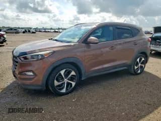 2016 Hyundai Tucson Sport z VIN KM8J33A2XGU036340, wystawiony jako Copart lot #67753445 z przebiegiem 154 098 mil mil oraz Czysty tytuł • Clean title. Historia ofert i sprzedaży dostępna na DreamBid. Obrazek 1.