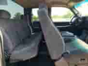 2002 Chevrolet Silverado 2500HD LT с VIN 1GCHK29132E134995, выставлен на аукционе Copart как лот 69037635 с пробегом 148 116 миль миль и Списание • Salvage title. История ставок и продаж доступна на DreamBid. Изображение 10.