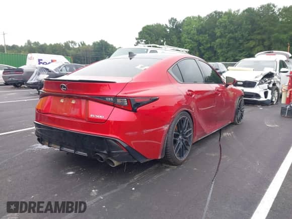 2023 Lexus IS 500 F Sport Performance Premium z VIN JTHAP1D25P5004199, wystawiony jako IAAI lot #42940556 z przebiegiem 26 389 mil mil oraz . Historia ofert i sprzedaży dostępna na DreamBid. Obrazek 4.