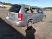 2007 Hyundai Entourage GLS с VIN KNDMC233376041076, выставлен на аукционе IAAI как лот 35154157 с пробегом 187 665 миль миль и . История ставок и продаж доступна на DreamBid. Изображение 4.