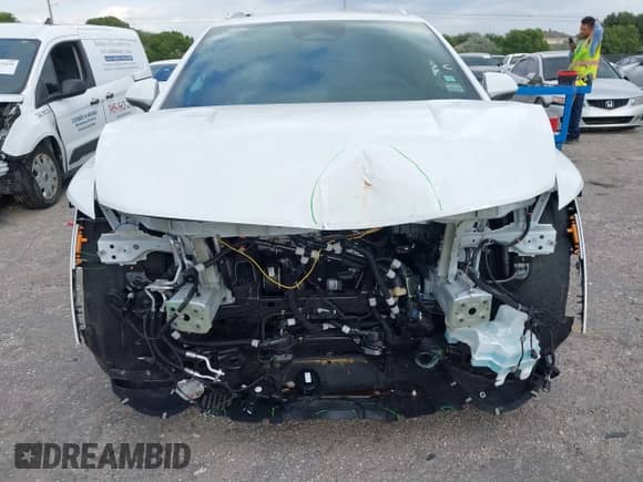 2024 Chevrolet Equinox EV LT with VIN 3GN7DLRP7RS261658, listed as a IAAI auction lot 40870686 with 1,493 mi miles and . Bid and sale history available at DreamBid. Image 6.