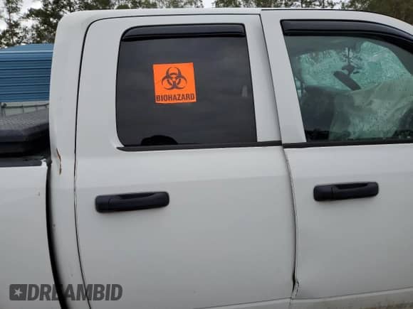 2017 Ram 1500 Tradesman z VIN 1C6RR6FG5HS622847, wystawiony jako Copart lot #80642944 z przebiegiem Nie podano mil oraz Szkoda całkowita • Salvage title. Historia ofert i sprzedaży dostępna na DreamBid. Obrazek 10.