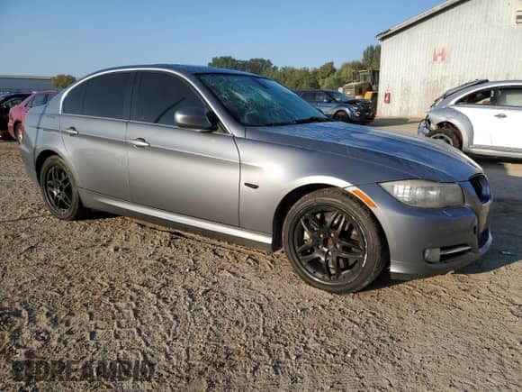 2011 BMW 3 Series 335i xDrive с VIN WBAPL5G5XBNN22531, выставлен на аукционе Copart как лот 80864855 с пробегом 157 451 миль миль и Списание • Salvage title. История ставок и продаж доступна на DreamBid. Изображение 4.