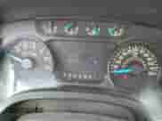 2014 Ford F-150 XL z VIN 1FTMF1CM3EKE49768, wystawiony jako Copart lot #63445375 z przebiegiem 198 599 mil mil oraz Szkoda całkowita • Salvage title. Historia ofert i sprzedaży dostępna na DreamBid. Obrazek 9.