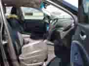 2017 Hyundai Santa Fe Ultimate z VIN 5NMZWDLA1HH039533, wystawiony jako IAAI lot #42591353 z przebiegiem 80 375 mil mil oraz . Historia ofert i sprzedaży dostępna na DreamBid. Obrazek 5.