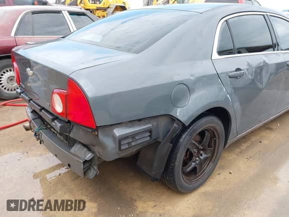 2008 Chevrolet Malibu 1LT с VIN 1G1ZH57B184289861, выставлен на аукционе IAAI как лот 42814093 с пробегом 252 378 миль миль и . История ставок и продаж доступна на DreamBid. Изображение 13.