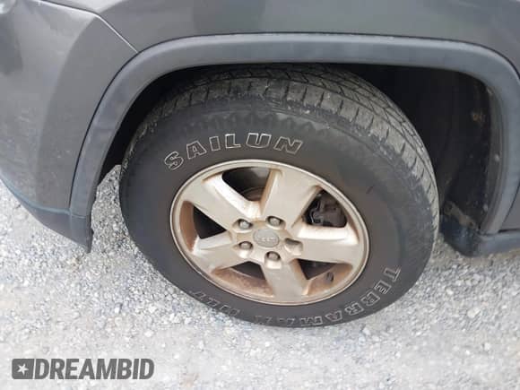 2012 Jeep Grand Cherokee Laredo with VIN 1C4RJFAG3CC272631, listed as a IAAI auction lot 43291923 with 168,220 mi miles and . Bid and sale history available at DreamBid. Image 12.