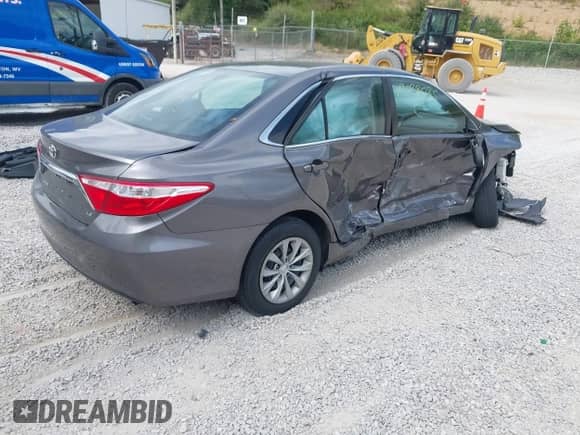 2017 Toyota Camry XLE с VIN 4T1BF1FK4HU422522, выставлен на аукционе IAAI как лот 43088085 с пробегом 90 775 миль миль и . История ставок и продаж доступна на DreamBid. Изображение 4.