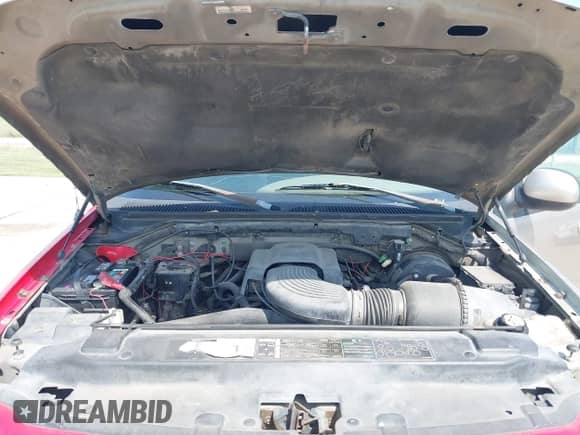 2002 Ford F-150 XLT с VIN 1FTRW07682KD89610, выставлен на аукционе IAAI как лот 43030374 с пробегом Не указан миль и . История ставок и продаж доступна на DreamBid. Изображение 10.