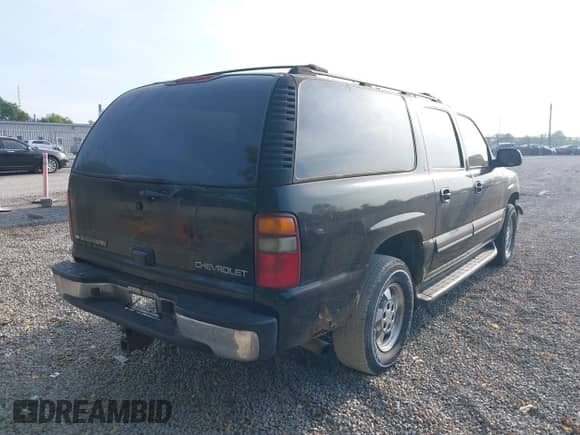 2003 Chevrolet Suburban LT с VIN 1GNEC16Z13J216552, выставлен на аукционе IAAI как лот 40193670 с пробегом 235 840 миль миль и . История ставок и продаж доступна на DreamBid. Изображение 4.