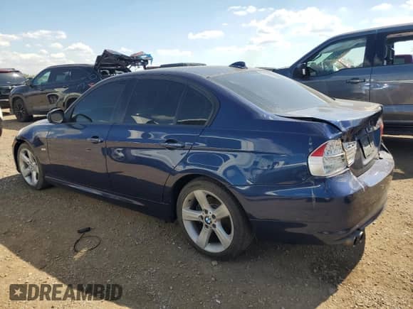 2011 BMW 3 Series 328i z VIN WBAPH7G51BNN02875, wystawiony jako Copart lot #71046565 z przebiegiem Nie podano mil oraz Szkoda całkowita • Salvage title. Historia ofert i sprzedaży dostępna na DreamBid. Obrazek 2.