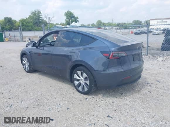 2023 Tesla Model Y Long Range с VIN 7SAYGDEE7PA164500, выставлен на аукционе IAAI как лот 42927626 с пробегом 31 959 миль миль и . История ставок и продаж доступна на DreamBid. Изображение 3.