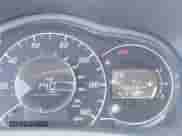 2015 Nissan Note SV z VIN 3N1CE2CP8FL415665, wystawiony jako IAAI lot #42842530 z przebiegiem 140 068 mil mil oraz . Historia ofert i sprzedaży dostępna na DreamBid. Obrazek 7.