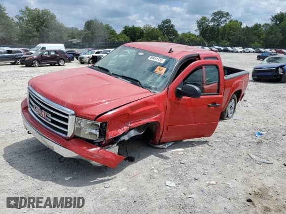 2013 GMC Sierra 1500 SLE z VIN 3GTP2VE77DG265818, wystawiony jako Copart lot #69641135 z przebiegiem 183 201 mil mil oraz Szkoda całkowita • Salvage title. Historia ofert i sprzedaży dostępna na DreamBid. Obrazek 1.