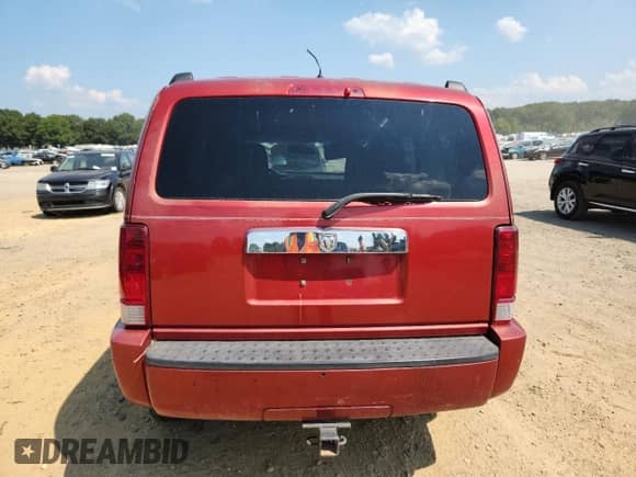 2007 Dodge Nitro SLT with VIN 1D8GU58K97W602734, listed as a Copart auction lot 69147685 with 273,429 mi miles and Clean title. Bid and sale history available at DreamBid. Image 6.