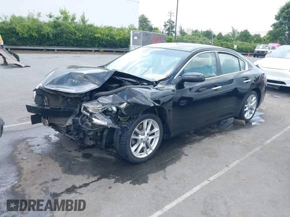 2014 Nissan Maxima S с VIN 1N4AA5AP0EC458286, выставлен на аукционе IAAI как лот 42577374 с пробегом 248 813 миль миль и . История ставок и продаж доступна на DreamBid. Изображение 2.