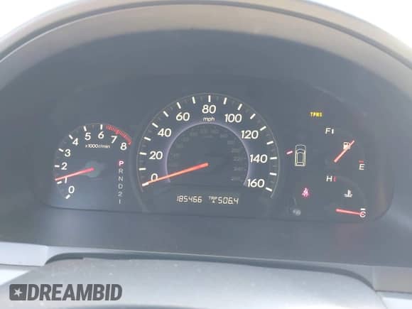 2008 Honda Odyssey EX z VIN 5FNRL38438B068846, wystawiony jako IAAI lot #43451580 z przebiegiem 185 466 mil mil oraz . Historia ofert i sprzedaży dostępna na DreamBid. Obrazek 7.