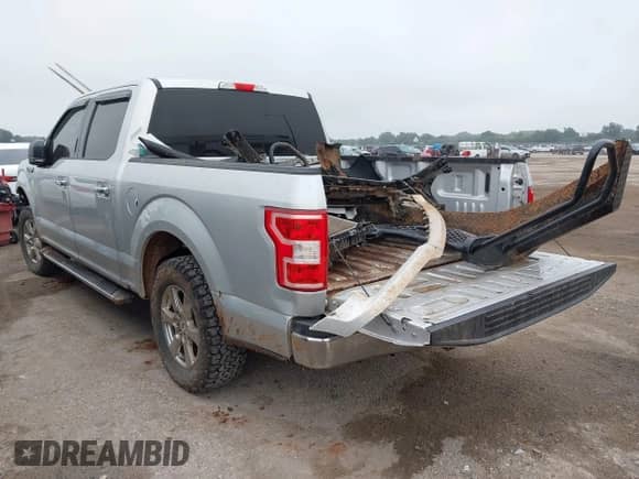 2018 Ford F-150 XL с VIN 1FTEW1CP6JKC08764, выставлен на аукционе IAAI как лот 43106030 с пробегом 142 709 миль миль и . История ставок и продаж доступна на DreamBid. Изображение 3.