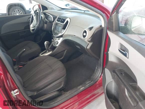 2020 Chevrolet Sonic LT with VIN 1G1JD5SB5L4125022, listed as a IAAI auction lot 43279914 with 88,829 mi miles and . Bid and sale history available at DreamBid. Image 5.