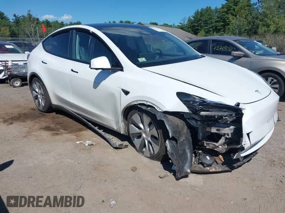 2023 Tesla Model Y Long Range с VIN 7SAYGDEEXPA103397, выставлен на аукционе IAAI как лот 42781803 с пробегом 28 537 миль миль и . История ставок и продаж доступна на DreamBid. Изображение 1.