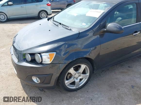 2016 Chevrolet Sonic LTZ с VIN 1G1JE5SB3G4161424, выставлен на аукционе IAAI как лот 42155022 с пробегом 115 855 миль миль и . История ставок и продаж доступна на DreamBid. Изображение 6.