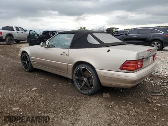 2000 Mercedes-Benz SL 500 with VIN WDBFA68F1YF195102, listed as a Copart auction lot 65043725 with 96,355 mi miles and Clean title. Bid and sale history available at DreamBid. Image 2.
