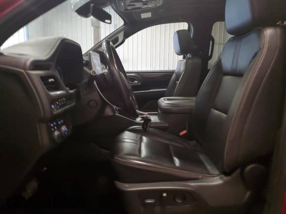 2021 Chevrolet Suburban RST с VIN 1GNSKEKDXMR178555, выставлен на аукционе Copart как лот 66694234 с пробегом 69 255 миль миль и Чистый • Clean title. История ставок и продаж доступна на DreamBid. Изображение 7.