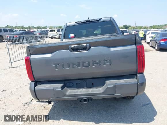 2025 Toyota Tundra SR with VIN 5TFLA5AB2SX048486, listed as a IAAI auction lot 43037169 with 4,902 mi miles and . Bid and sale history available at DreamBid. Image 16.