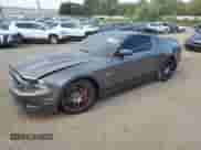 2014 Ford Mustang GT z VIN 1ZVBP8CF4E5286459, wystawiony jako Copart lot #71846495 z przebiegiem 30 372 mil mil oraz Szkoda całkowita • Salvage title. Historia ofert i sprzedaży dostępna na DreamBid. Obrazek 1.