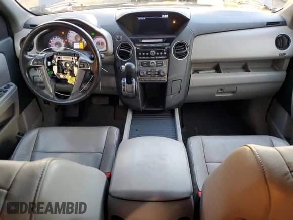 2015 Honda Pilot EX-L с VIN 5FNYF4H53FB019919, выставлен на аукционе Copart как лот 84958405 с пробегом 67 046 миль миль и Списание • Salvage title. История ставок и продаж доступна на DreamBid. Изображение 8.