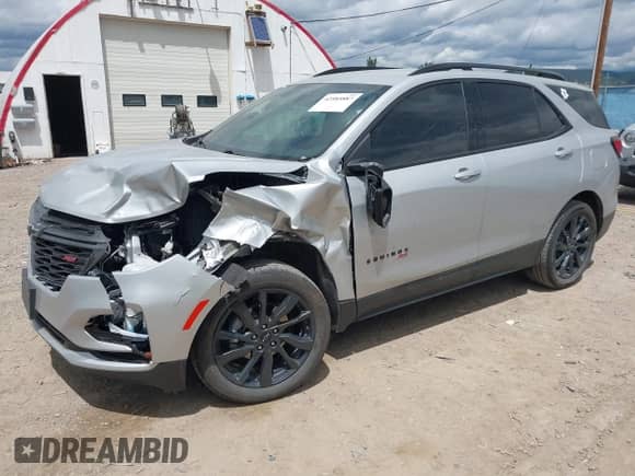 2022 Chevrolet Equinox RS z VIN 2GNAXWEV9N6124166, wystawiony jako IAAI lot #42585887 z przebiegiem 30 293 mil mil oraz . Historia ofert i sprzedaży dostępna na DreamBid. Obrazek 2.