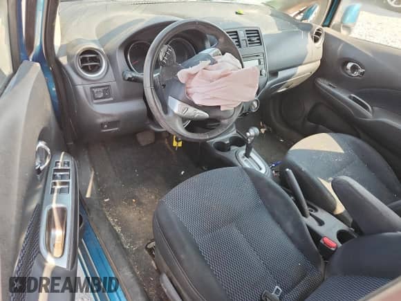 2014 Nissan Note SV with VIN 3N1CE2CP9EL351909, listed as a Copart auction lot 81303405 with 180,979 mi miles and Clean title. Bid and sale history available at DreamBid. Image 8.