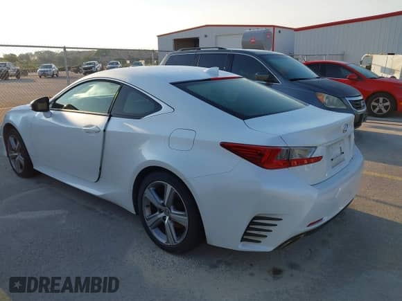 2015 Lexus RC 350 F Sport with VIN JTHSE5BC6F5002263, listed as a IAAI auction lot 42890255 with 135,000 mi miles and . Bid and sale history available at DreamBid. Image 3.