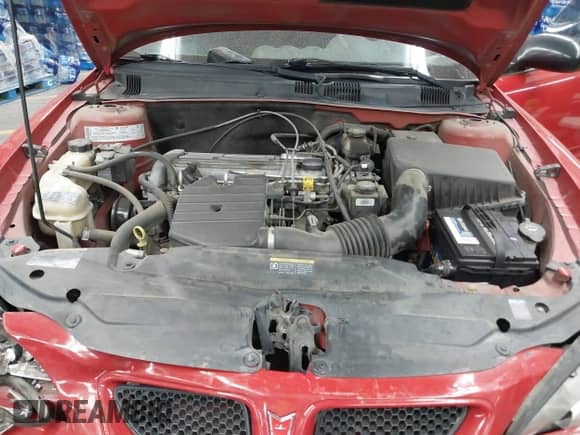 2005 Pontiac Grand Am SE с VIN 1G2NE52F25M247207, выставлен на аукционе IAAI как лот 43303318 с пробегом 106 260 миль миль и . История ставок и продаж доступна на DreamBid. Изображение 10.