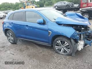 2020 Mitsubishi Outlander SE z VIN JA4AP4AUXLU023270, wystawiony jako IAAI lot #42266661 z przebiegiem 81 117 mil mil oraz . Historia ofert i sprzedaży dostępna na DreamBid. Obrazek 1.