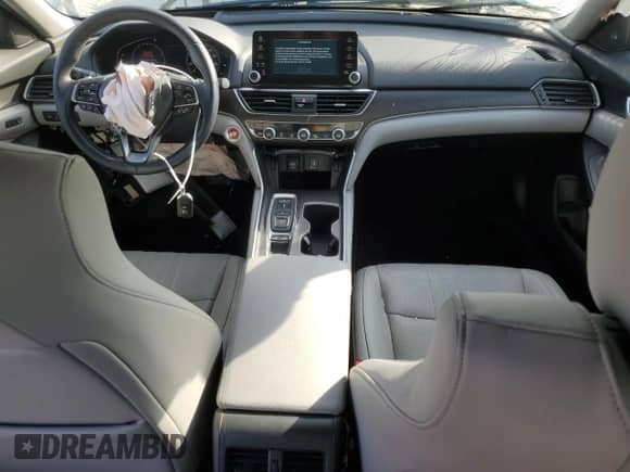 2019 Honda Accord Touring with VIN 1HGCV2F99KA002537, listed as a Copart auction lot 70943185 with 34,667 mi miles and Salvage title. Bid and sale history available at DreamBid. Image 8.