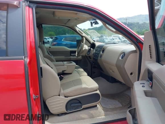 2007 Ford F-150 XLT with VIN 1FTPX14VX7FB31000, listed as a IAAI auction lot 42425237 with 149,152 mi miles and . Bid and sale history available at DreamBid. Image 5.