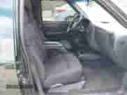 2003 Chevrolet Blazer LS с VIN 1GNDT13X93K177170, выставлен на аукционе IAAI как лот 41839837 с пробегом 148 555 миль миль и . История ставок и продаж доступна на DreamBid. Изображение 5.