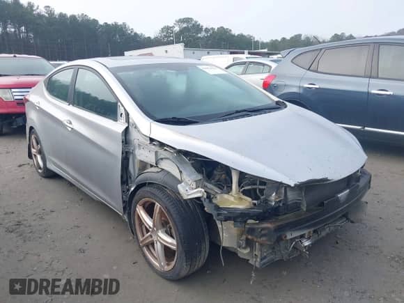 2015 Hyundai Elantra Sport с VIN KMHDH4AH8FU379946, выставлен на аукционе IAAI как лот 41094993 с пробегом 300 742 миль миль и . История ставок и продаж доступна на DreamBid. Изображение 1.