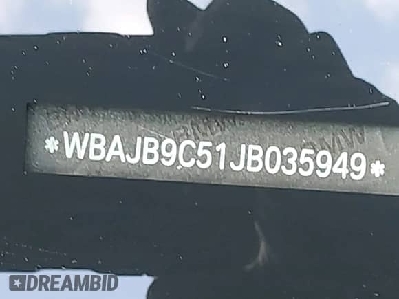 2018 BMW 5 Series M550i xDrive с VIN WBAJB9C51JB035949, выставлен на аукционе IAAI как лот 42085727 с пробегом Не указан миль и . История ставок и продаж доступна на DreamBid. Изображение 9.