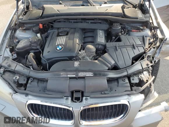 2011 BMW 3 Series 328i xDrive с VIN WBAPK5C57BA995349, выставлен на аукционе Copart как лот 66447555 с пробегом 151 092 миль миль и Списание • Salvage title. История ставок и продаж доступна на DreamBid. Изображение 11.