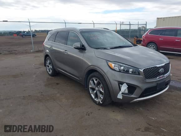 2017 Kia Sorento SX z VIN 5XYPKDA54HG246226, wystawiony jako IAAI lot #43513065 z przebiegiem 71 760 mil mil oraz . Historia ofert i sprzedaży dostępna na DreamBid. Obrazek 1.
