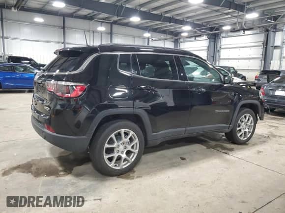 2024 Jeep Compass Latitude Lux с VIN 3C4NJDFN4RT169614, выставлен на аукционе Copart как лот 54626595 с пробегом 2 461 миль миль и Списание • Salvage title. История ставок и продаж доступна на DreamBid. Изображение 3.