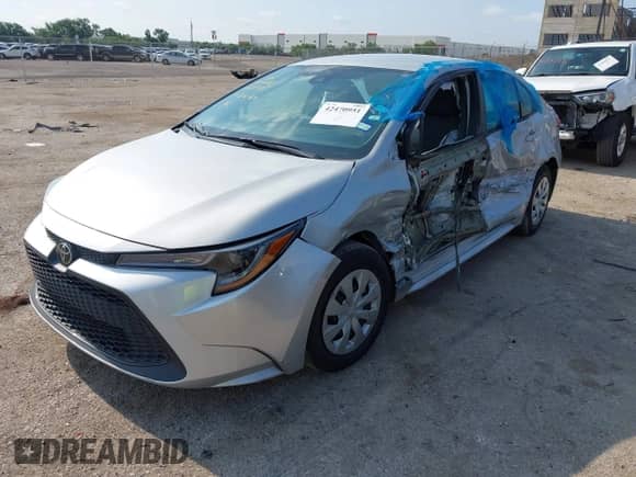2022 Toyota Corolla L with VIN 5YFDPMAE6NP275271, listed as a IAAI auction lot 42470951 with 31,049 mi miles and . Bid and sale history available at DreamBid. Image 2.