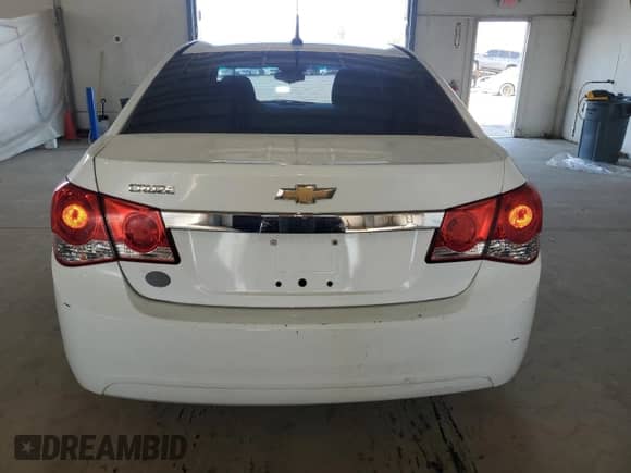 2012 Chevrolet Cruze LS с VIN 1G1PC5SH3C7358557, выставлен на аукционе Copart как лот 81001565 с пробегом 146 294 миль миль и Списание • Salvage title. История ставок и продаж доступна на DreamBid. Изображение 6.