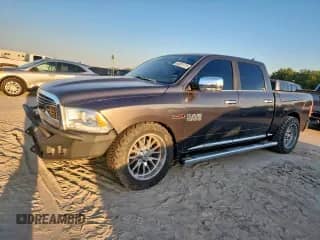 2016 Ram 1500 Longhorn z VIN 1C6RR7PM6GS184140, wystawiony jako Copart lot #84921175 z przebiegiem 122 972 mil mil oraz Czysty tytuł • Clean title. Historia ofert i sprzedaży dostępna na DreamBid. Obrazek 1.